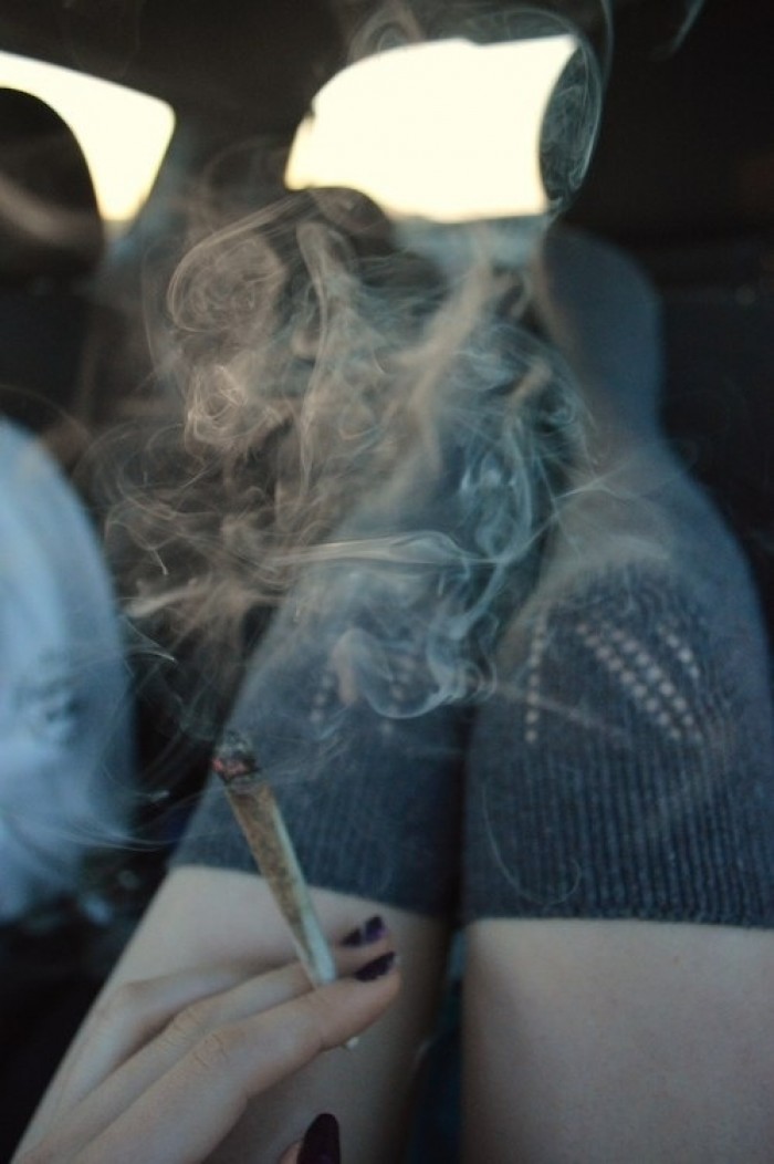 Smokes blunt from lil pump toes best adult free photo